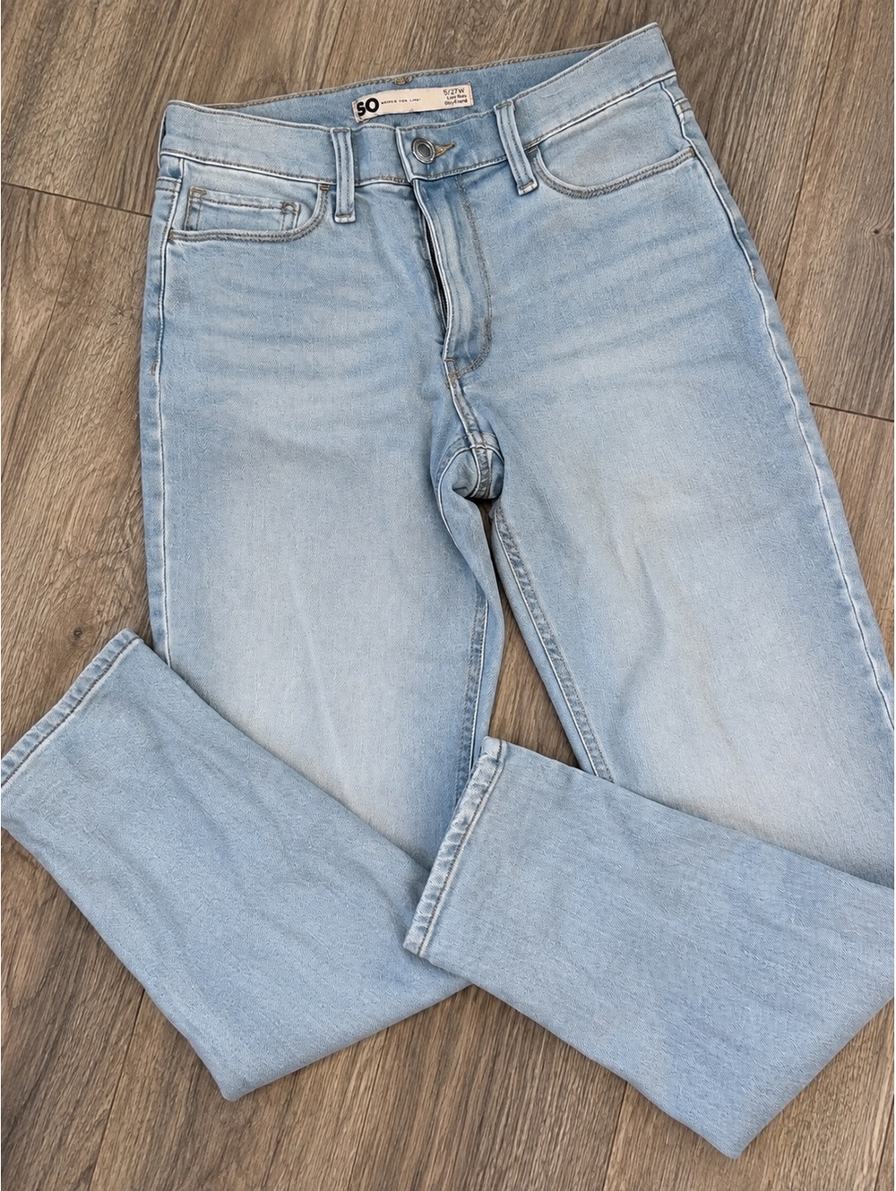 SO Women's Light Blue Boyfriend Jeans Size 5/27W